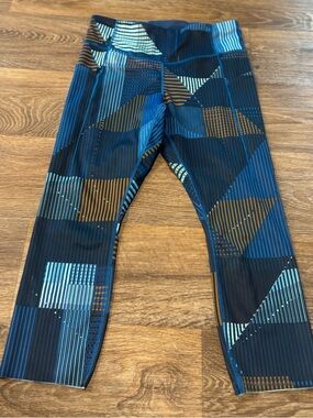 Brooks Method 3/4 Run Happy Crop Leggings Blue Motion Print Athletic Women’s Med